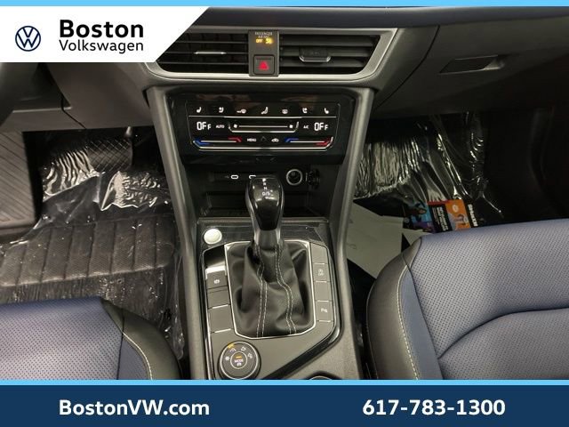 New 2026 Volkswagen Taos SEL AWD/4WD image 22