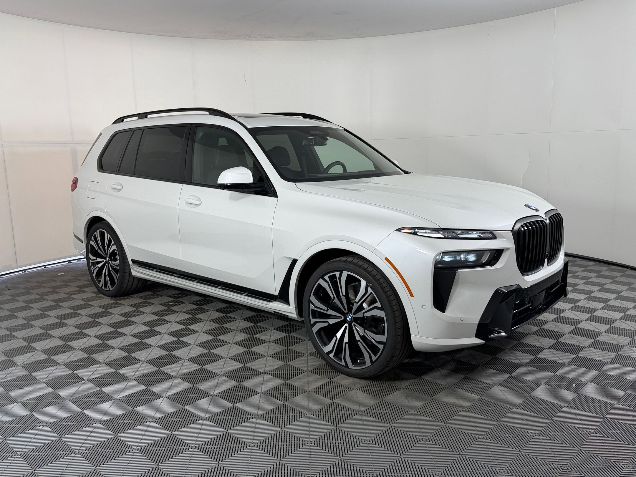 New 2027 BMW X7 xDrive40i w/ Executive Package AWD/4WD image 7