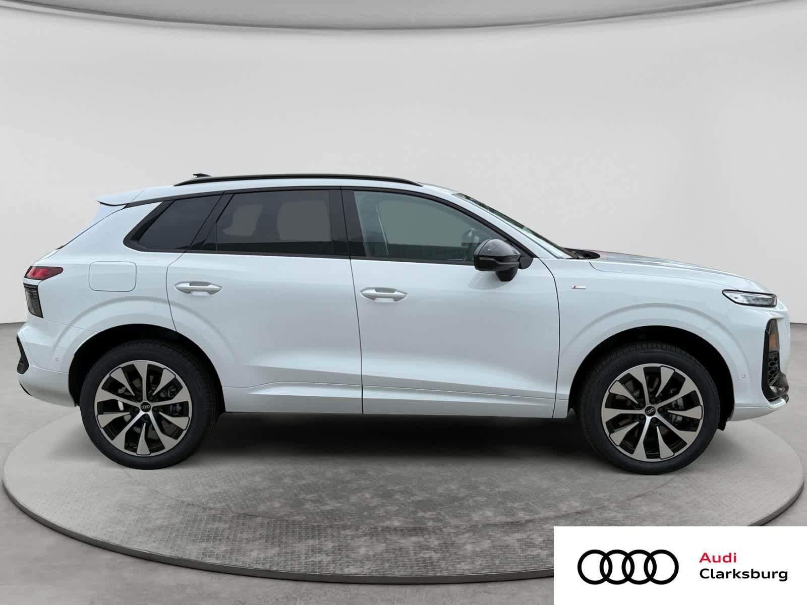 New 2026 Audi Q3 quattro 2.0T AWD/4WD image 4