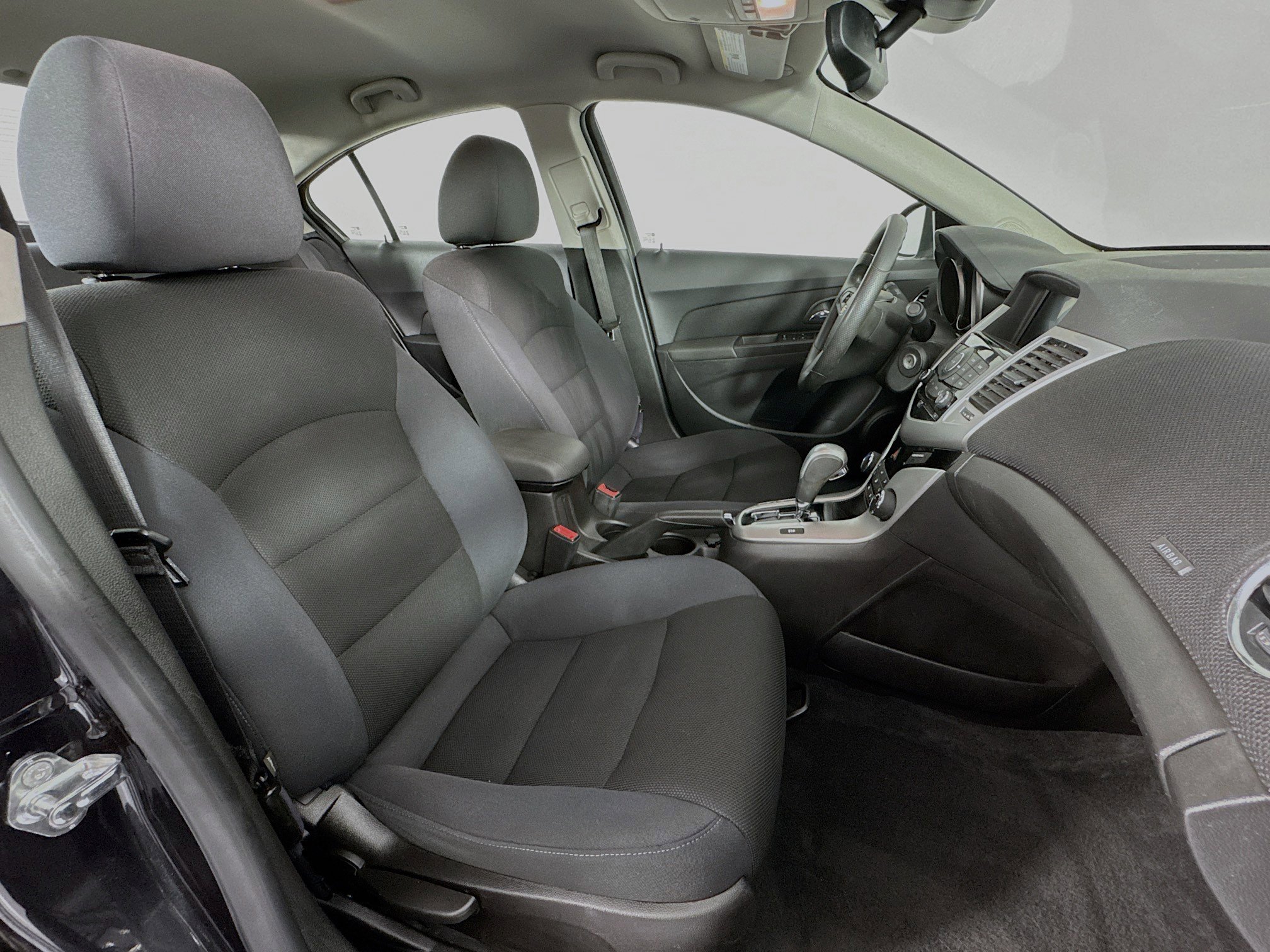 Used 2016 Chevrolet Cruze LT image 25