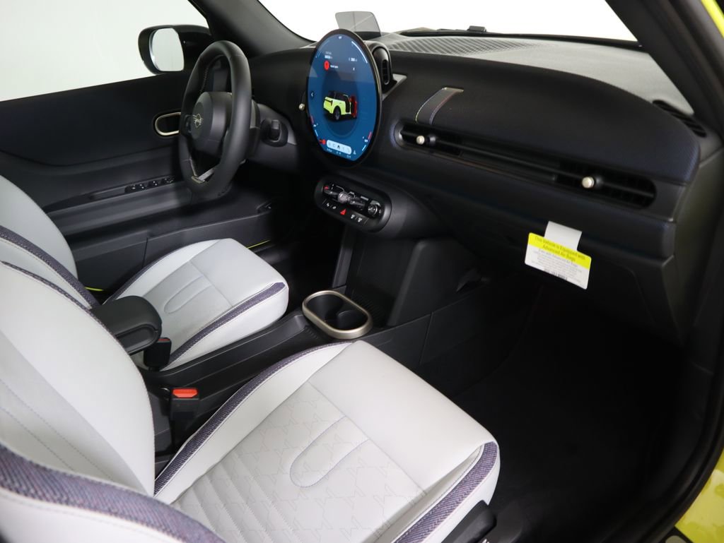 New 2026 MINI Cooper 4-Door Hardtop image 19