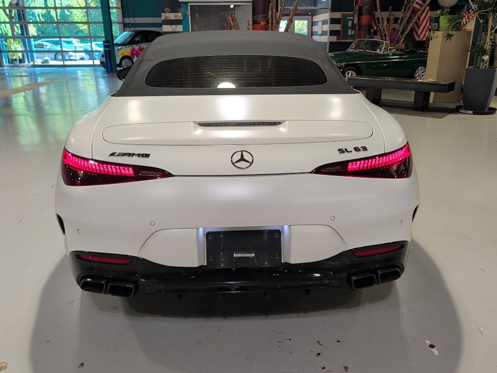 Certified 2022 Mercedes-Benz SL 63 AMG 4MATIC image 18