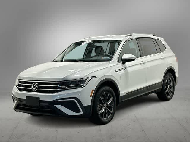 Certified 2023 Volkswagen Tiguan SE