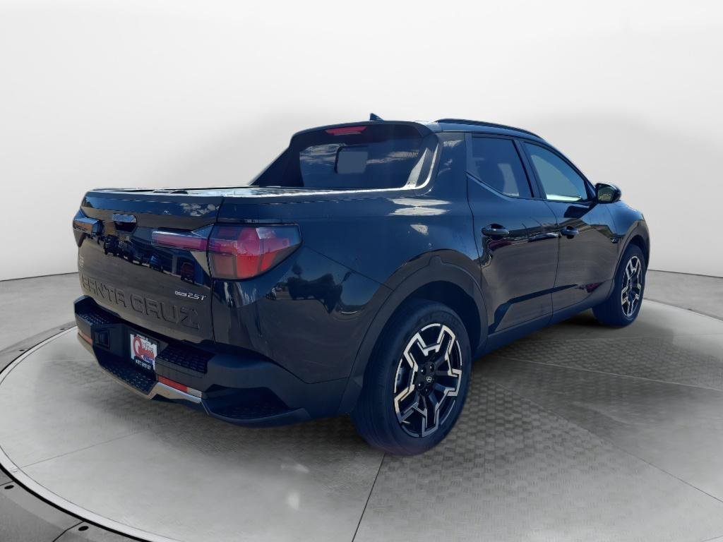 Used 2025 Hyundai Santa Cruz Limited AWD/4WD image 5