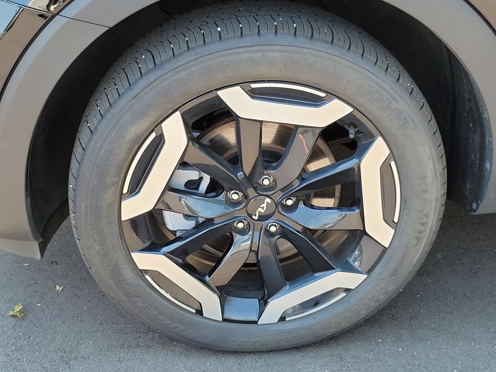 Certified 2025 Kia Telluride S FWD image 6