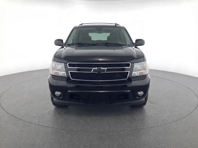 Used 2009 Chevrolet Tahoe LT AWD/4WD image 2