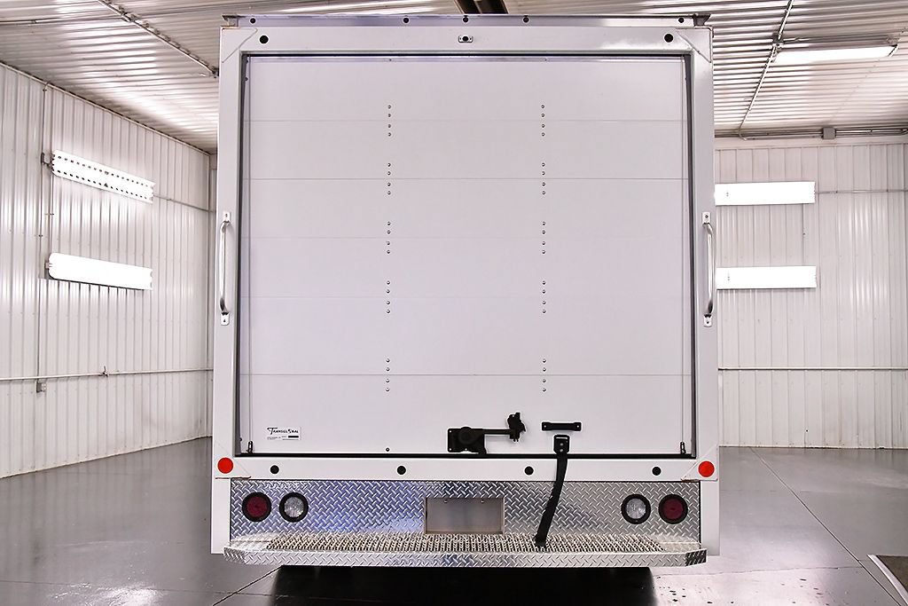 Used 2024 Ford E-450 and Econoline 450 Super Duty w/ Driver's Safety Package RWD image 5