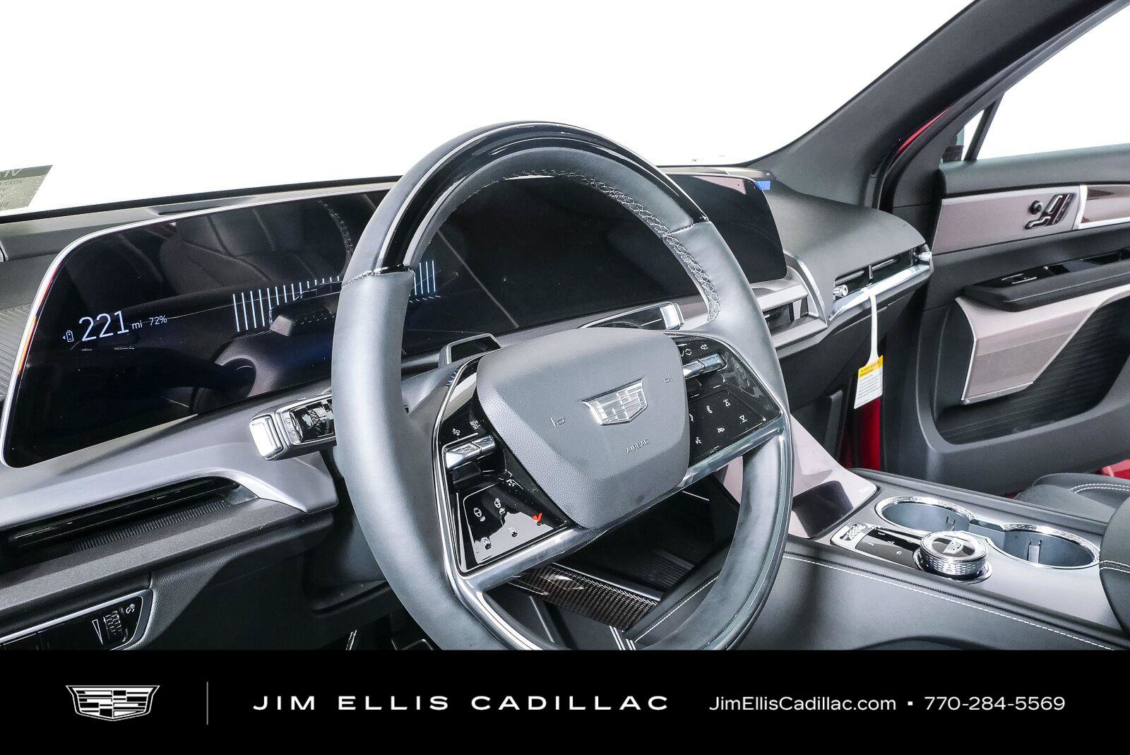 New 2027 Cadillac Vistiq Sport w/ LPO, Floor Liner Package AWD/4WD image 4