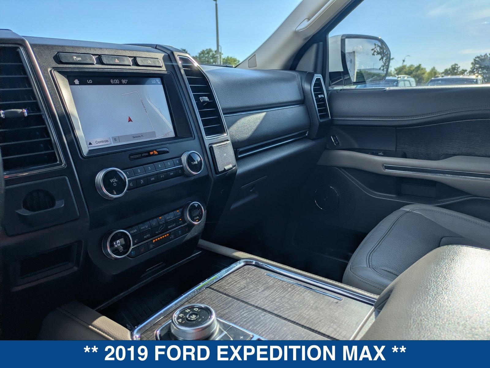 Used 2019 Ford Expedition Max Limited RWD image 34