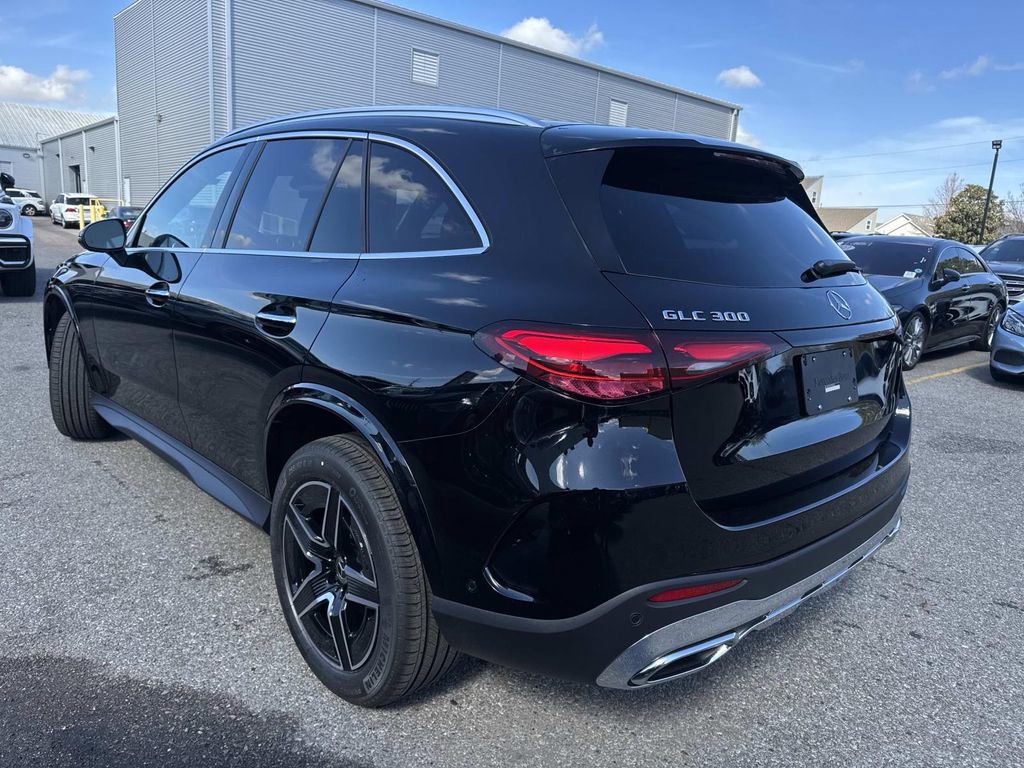 New 2026 Mercedes-Benz GLC 300 image 3