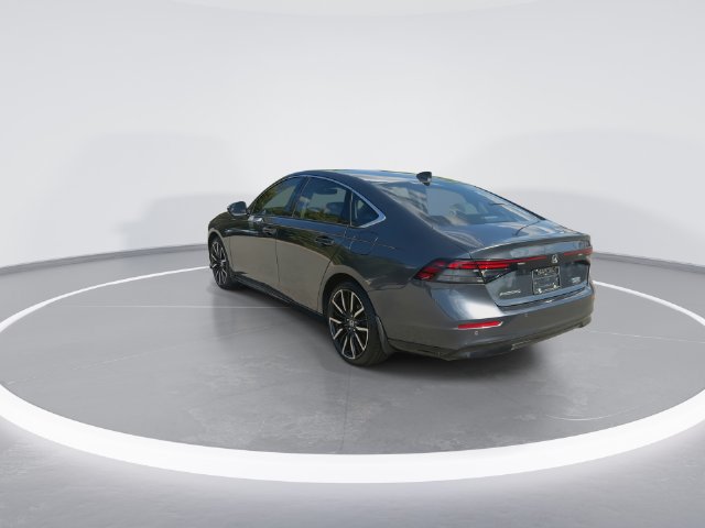 Used 2024 Honda Accord Touring image 6