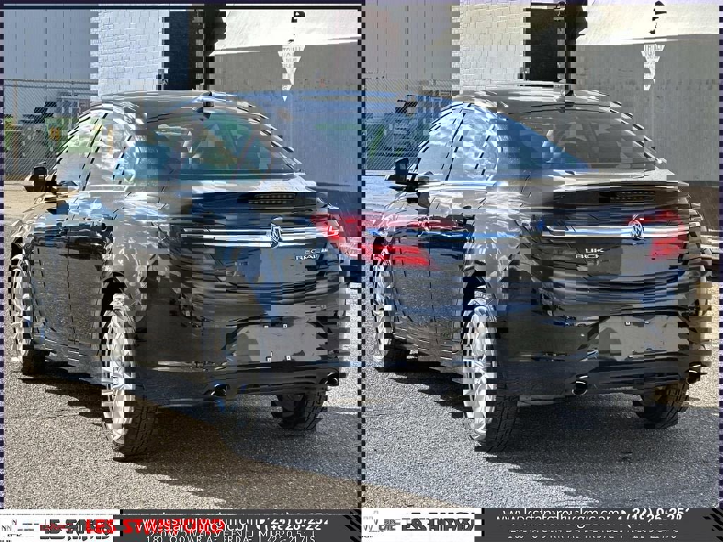 Used 2015 Buick Regal Premium w/ Experience Buick Package image 4