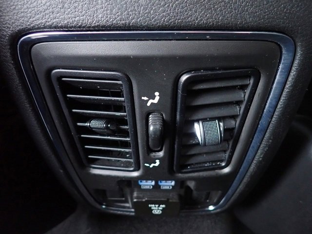 Used 2021 Jeep Grand Cherokee Limited image 18