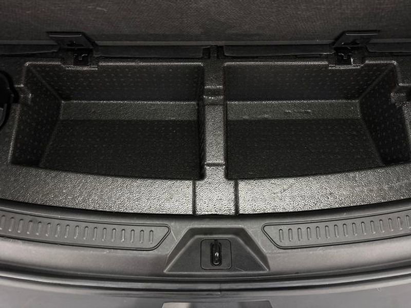 Used 2022 GMC Acadia SLE image 25