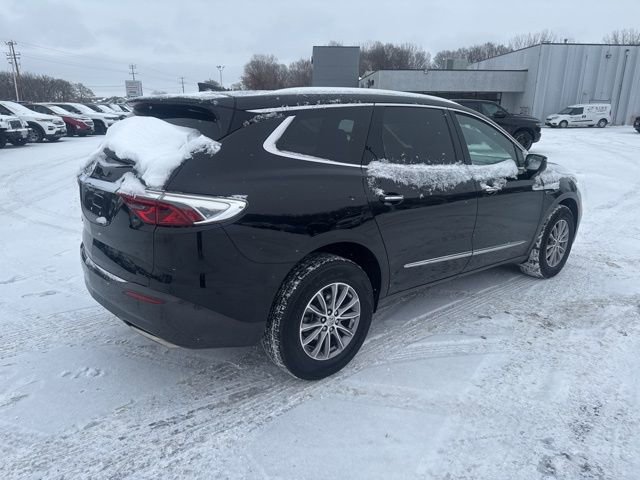 Used 2023 Buick Enclave Essence image 11