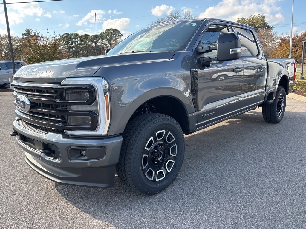 New 2026 Ford F250 Platinum w/ FX4 Off-Road Package image 4