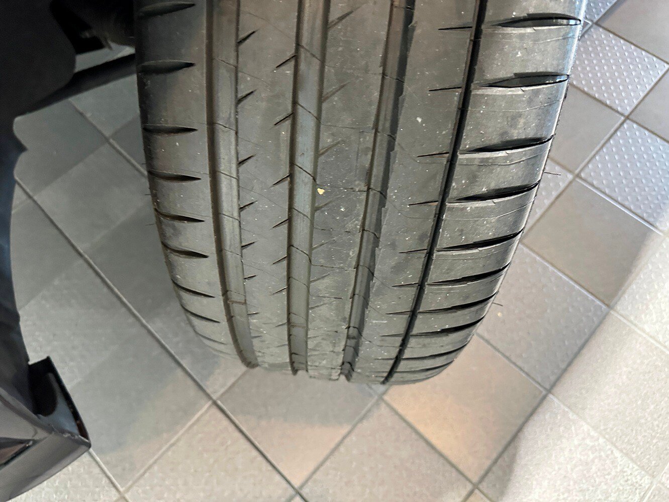 Used 2023 Mercedes-Benz GLS 450 4MATIC image 45