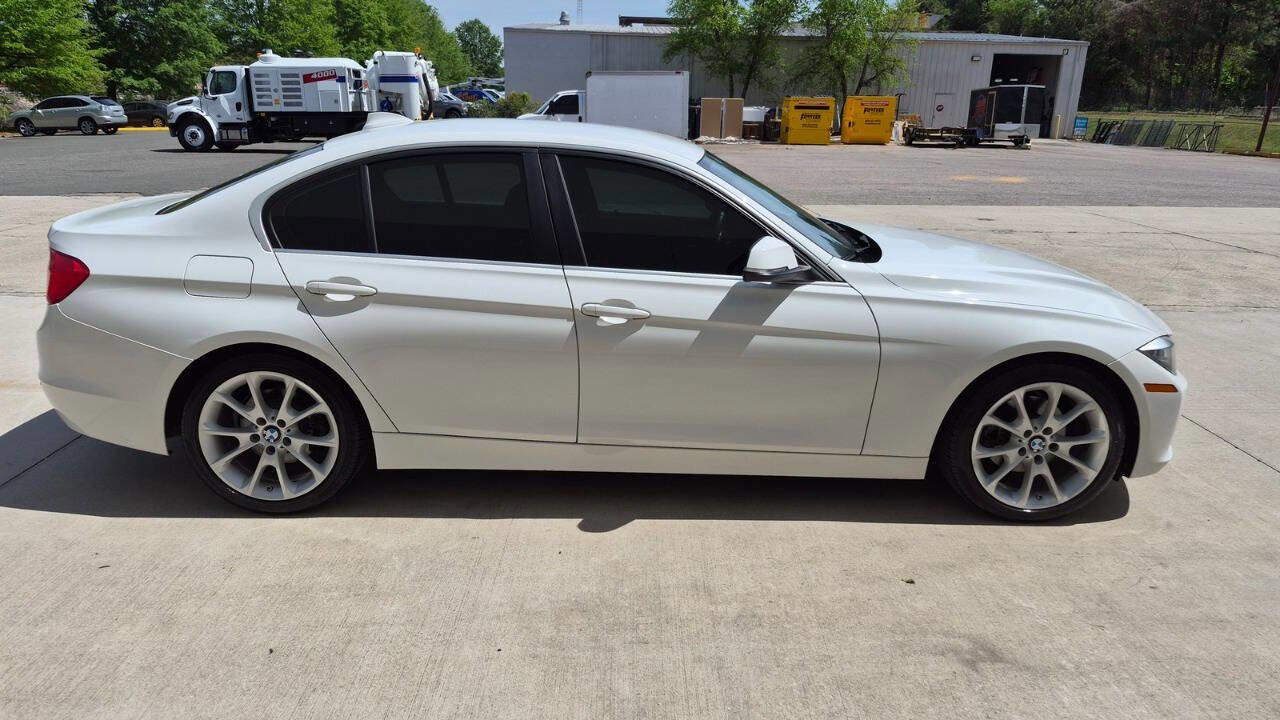 Used 2015 BMW 320i Sedan RWD image 8