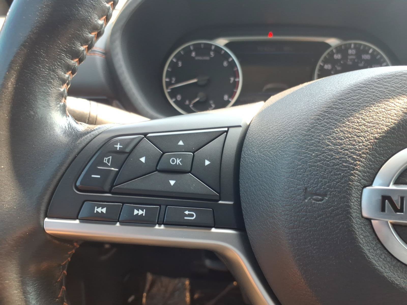 Used 2022 Nissan Sentra SR w/ Electronics Package FWD image 14