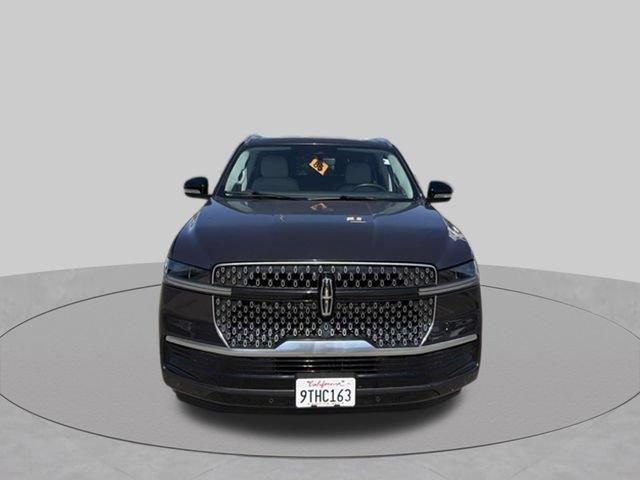 Used 2025 Lincoln Navigator Reserve AWD/4WD image 7