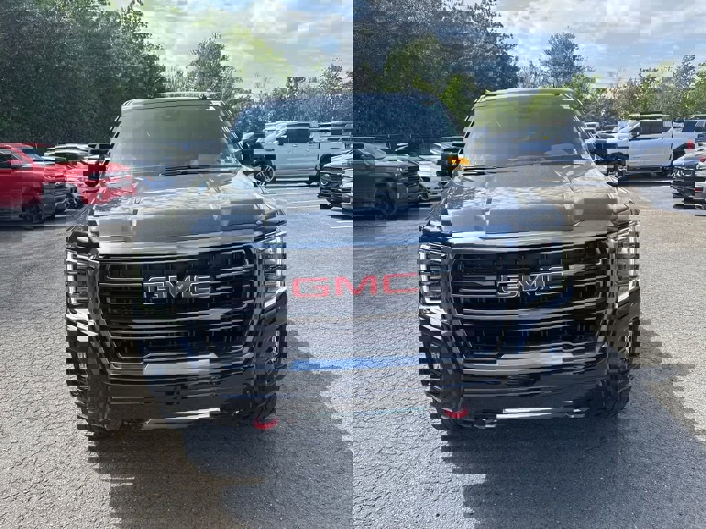 Certified 2023 GMC Yukon AT4 image 2