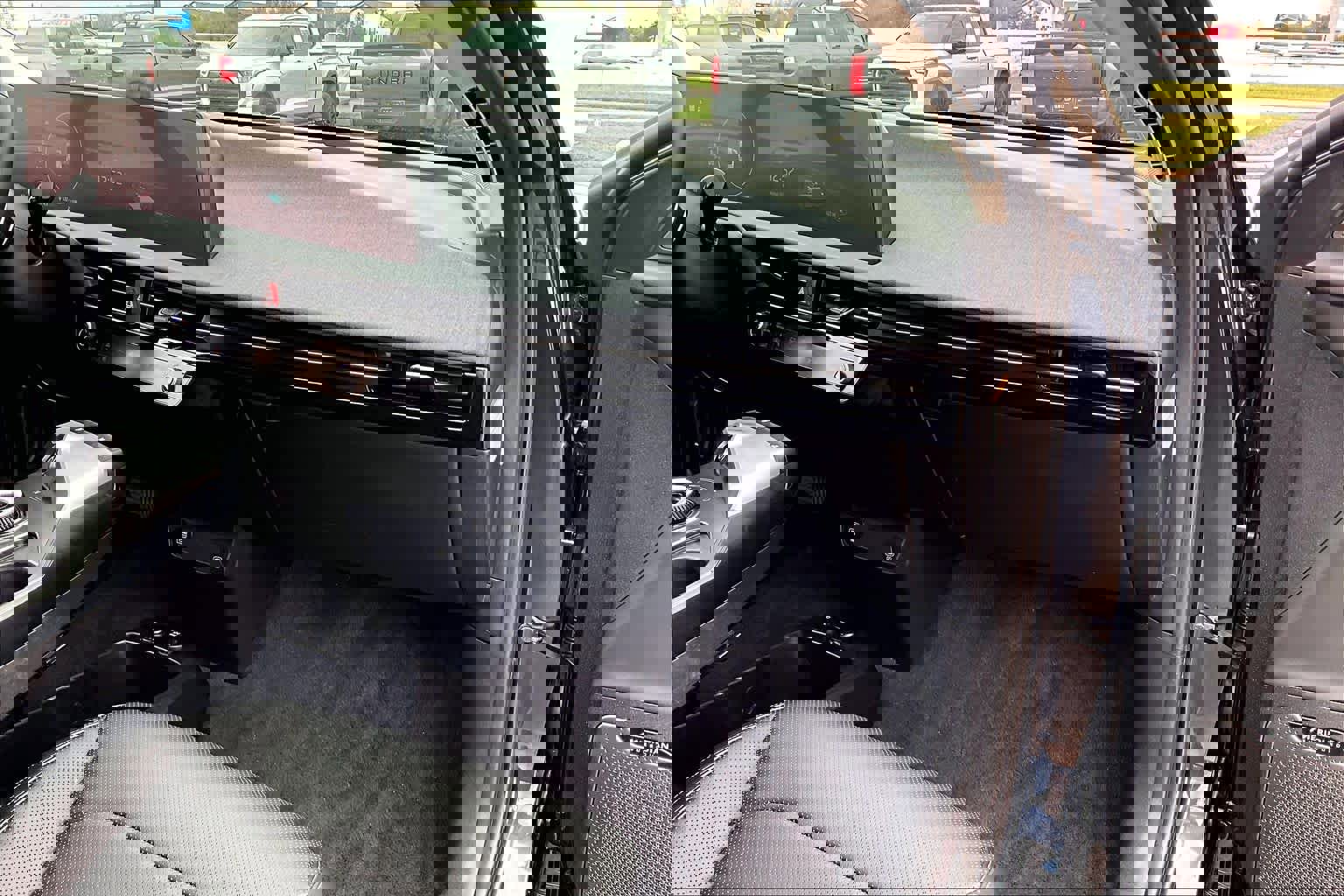 Used 2022 Kia EV6 Wind image 18