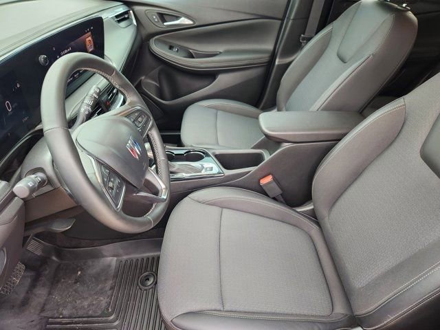 Used 2024 Buick Encore GX Preferred w/ Comfort Package image 4