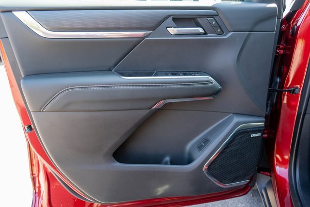 Used 2025 GMC Acadia Elevation w/ LPO, Floor Liner Package image 19