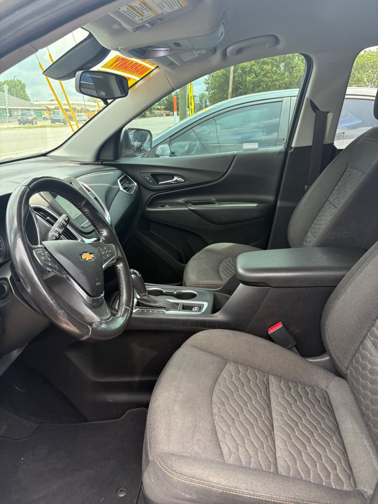 Used 2019 Chevrolet Equinox LT FWD image 9