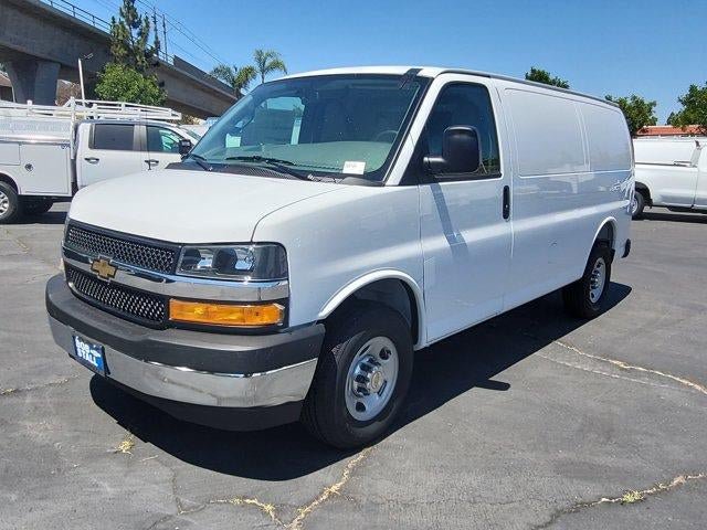 New 2026 Chevrolet Express 2500 w/ Driver Convenience Package RWD image 4