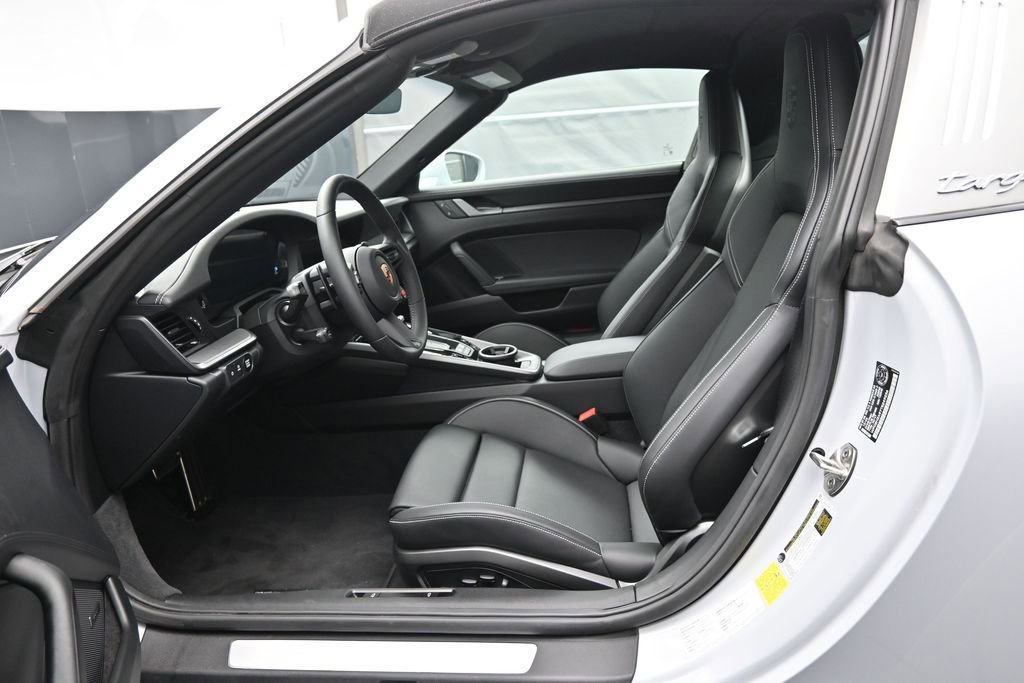 Certified 2026 Porsche 911 Targa 4S AWD/4WD image 8