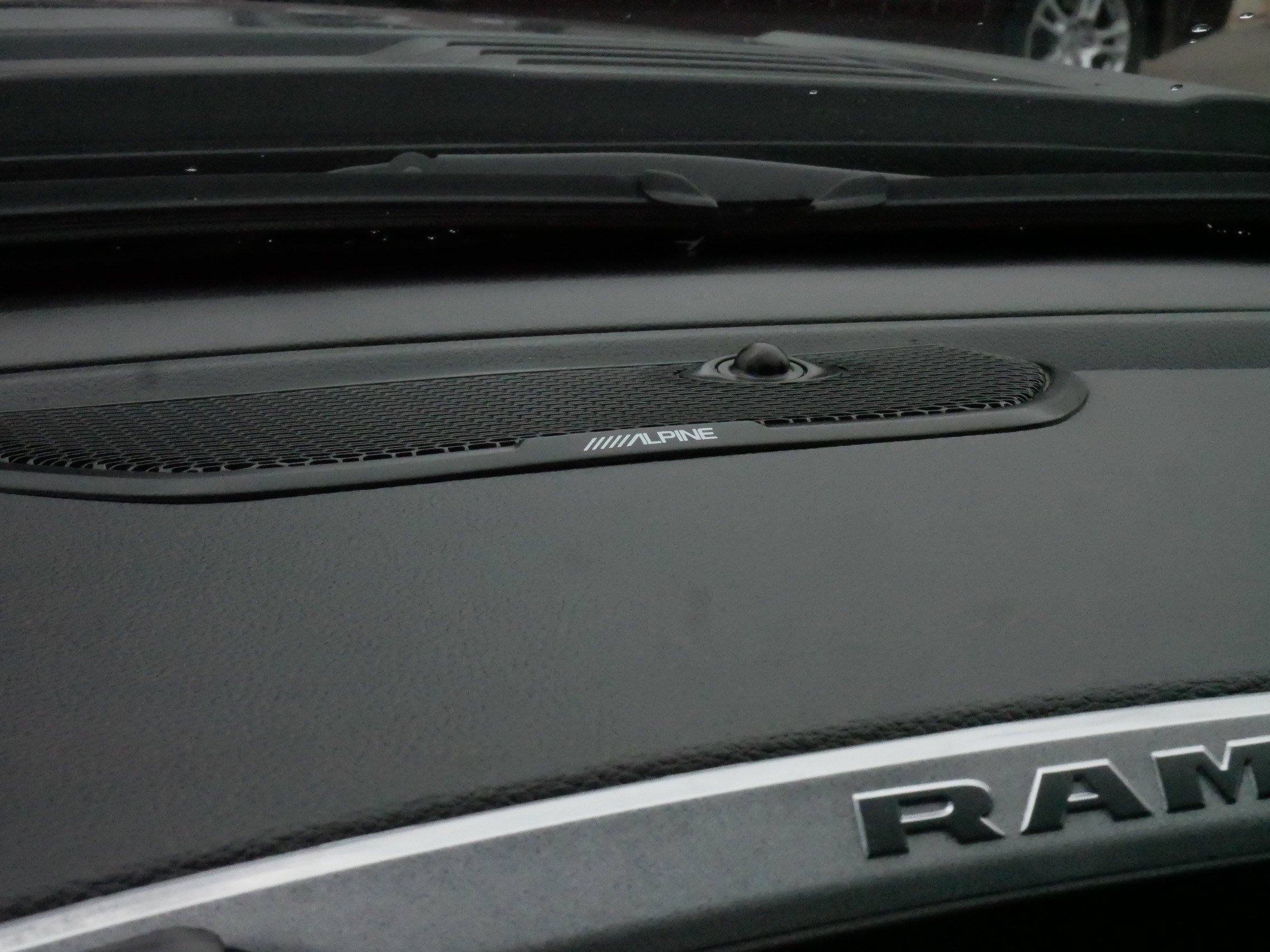 Used 2023 RAM 1500 Laramie AWD/4WD image 33