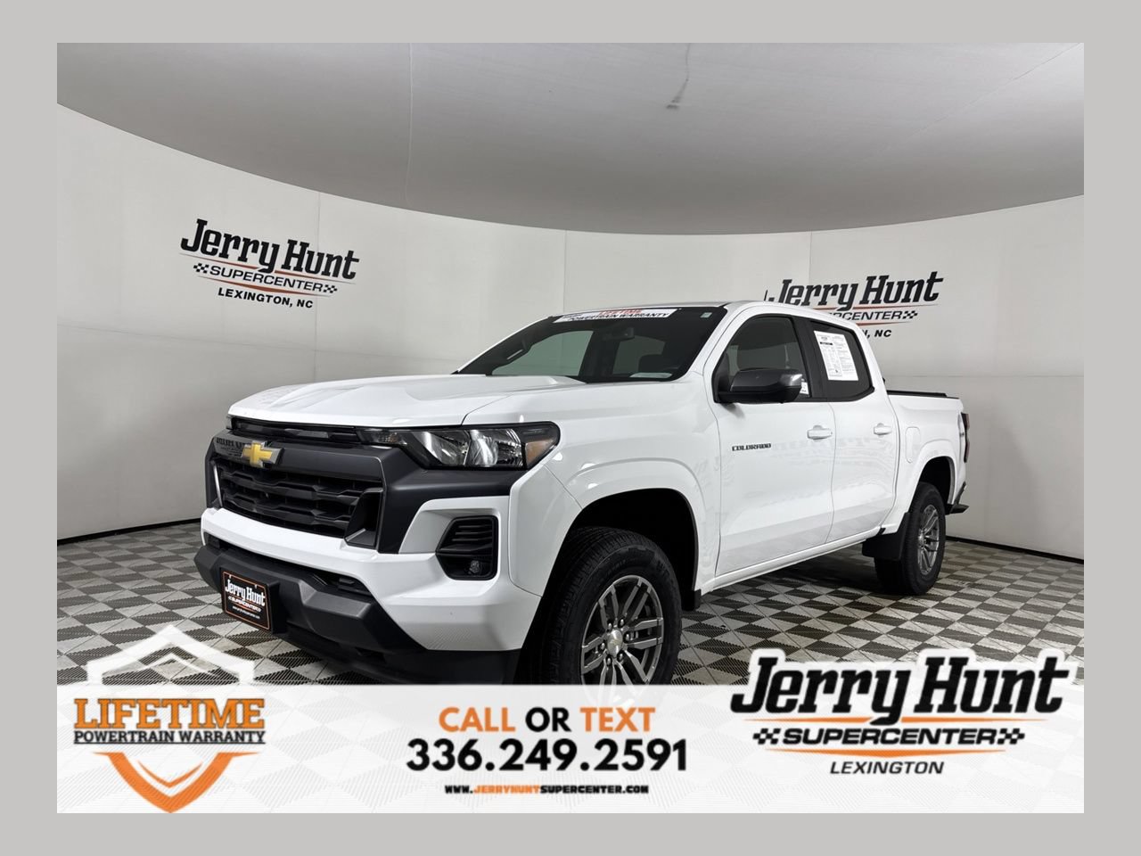 Used 2023 Chevrolet Colorado LT w/ LT Convenience Package II AWD/4WD image 1