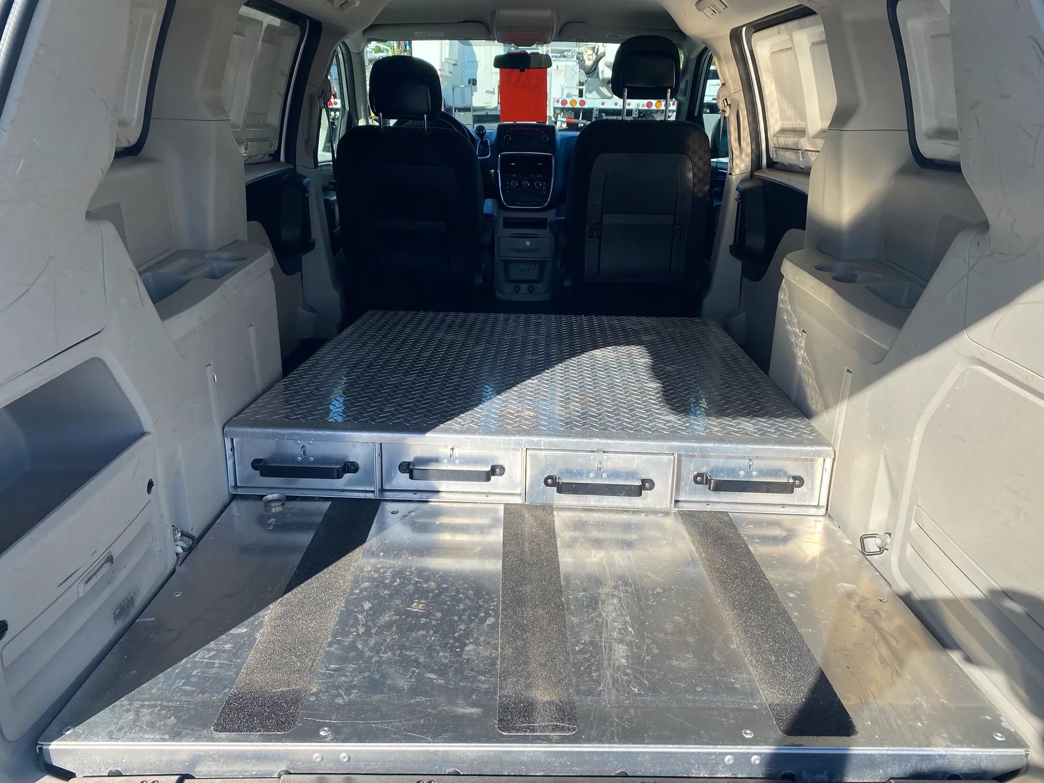 Used 2014 RAM C/V Tradesman FWD image 29
