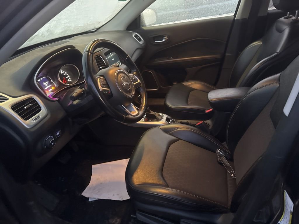 Used 2019 Jeep Compass Latitude image 5