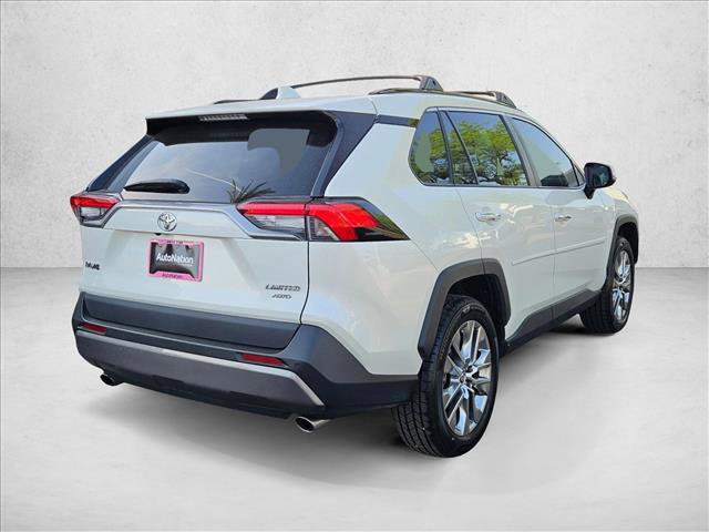 Used 2020 Toyota RAV4 Limited image 4