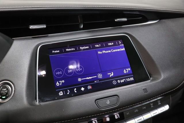 Used 2020 Cadillac XT4 Premium Luxury w/ Technology Package FWD image 24