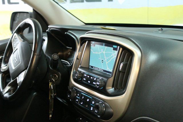 Used 2018 GMC Canyon Denali image 10