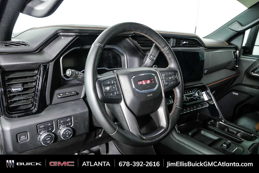 Used 2024 GMC Sierra 2500 AT4 w/ Technology Package AWD/4WD image 3