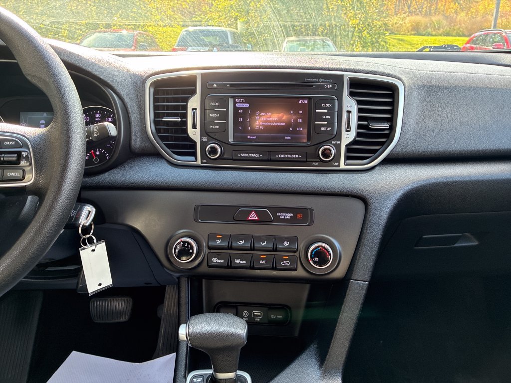Used 2018 Kia Sportage LX AWD/4WD image 21