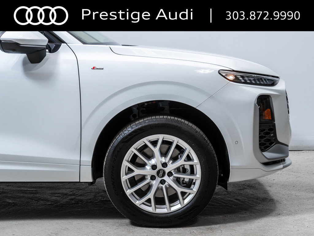 Used 2026 Audi Q3 quattro 2.0T w/ Driver Assistance Package AWD/4WD image 13