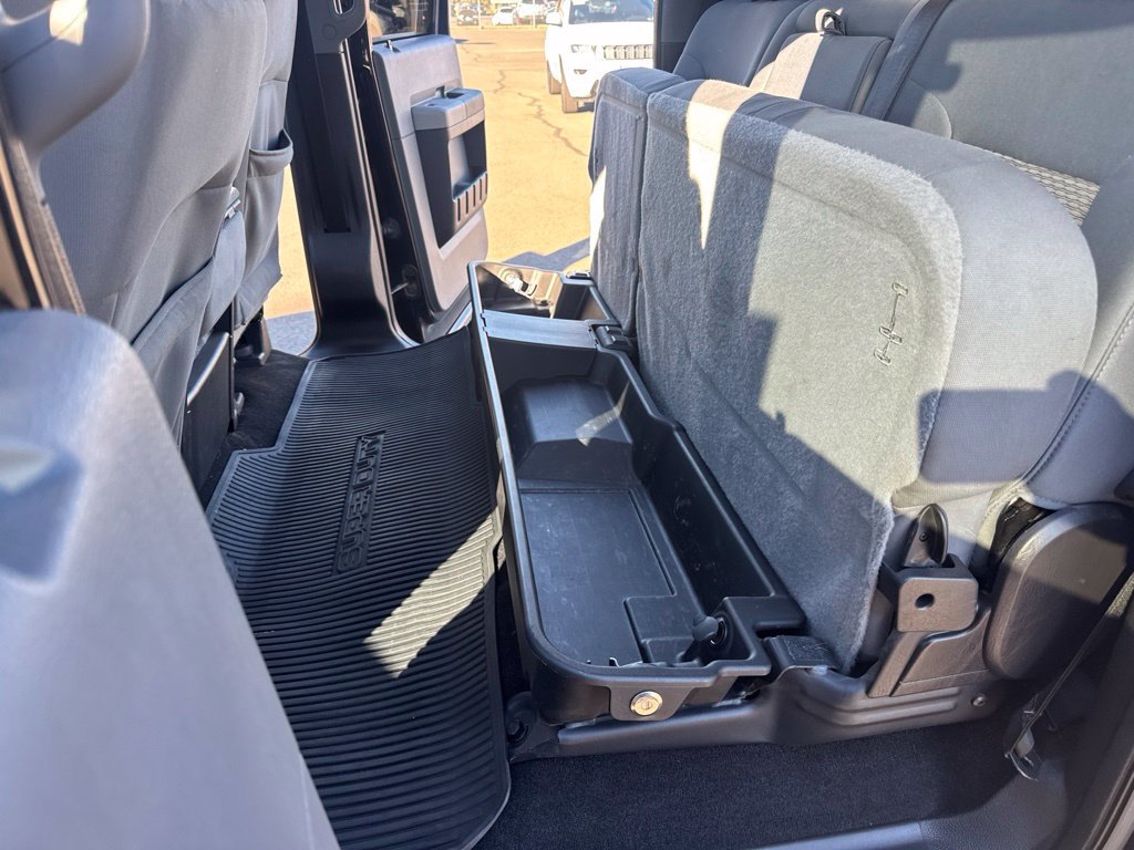 Used 2015 Ford F250 XLT w/ XLT Interior Package AWD/4WD image 15