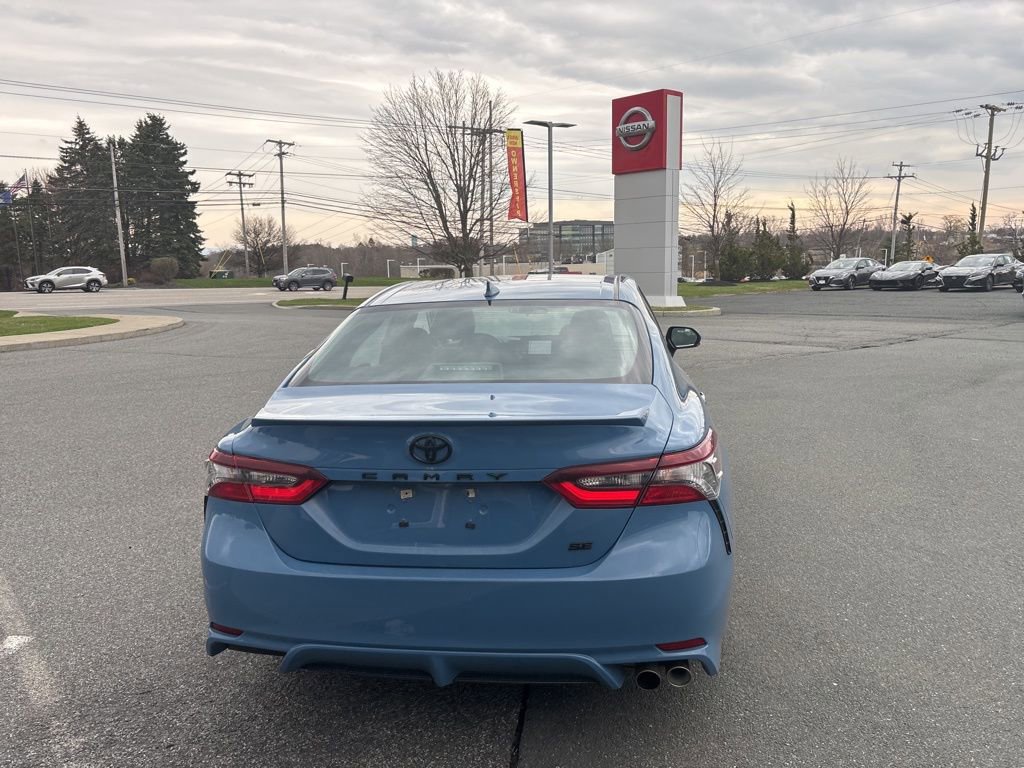 Used 2024 Toyota Camry SE w/ Cold Weather Package FWD image 6