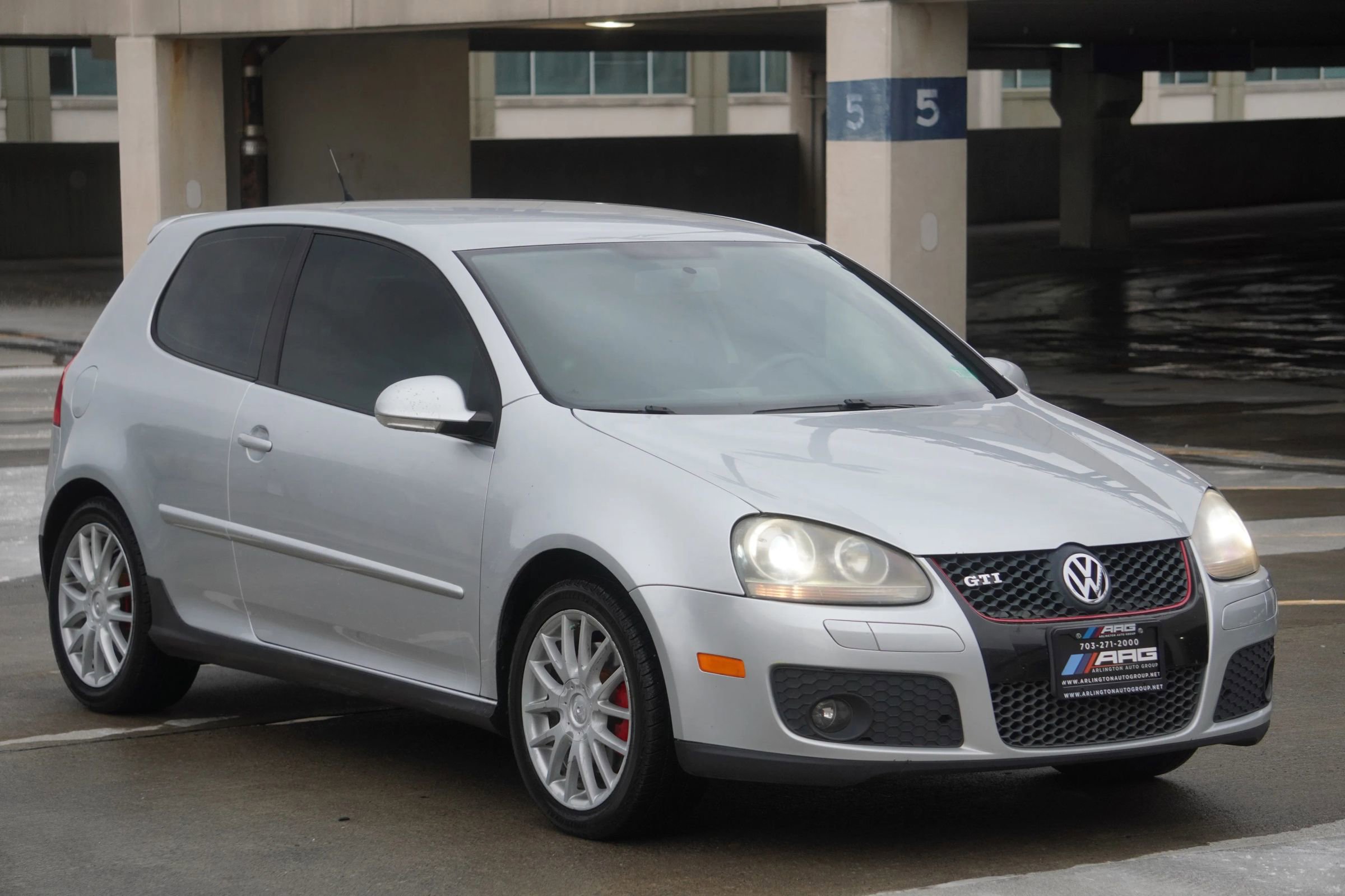 Used 2007 Volkswagen GTI 2.0T 2-Door image 18