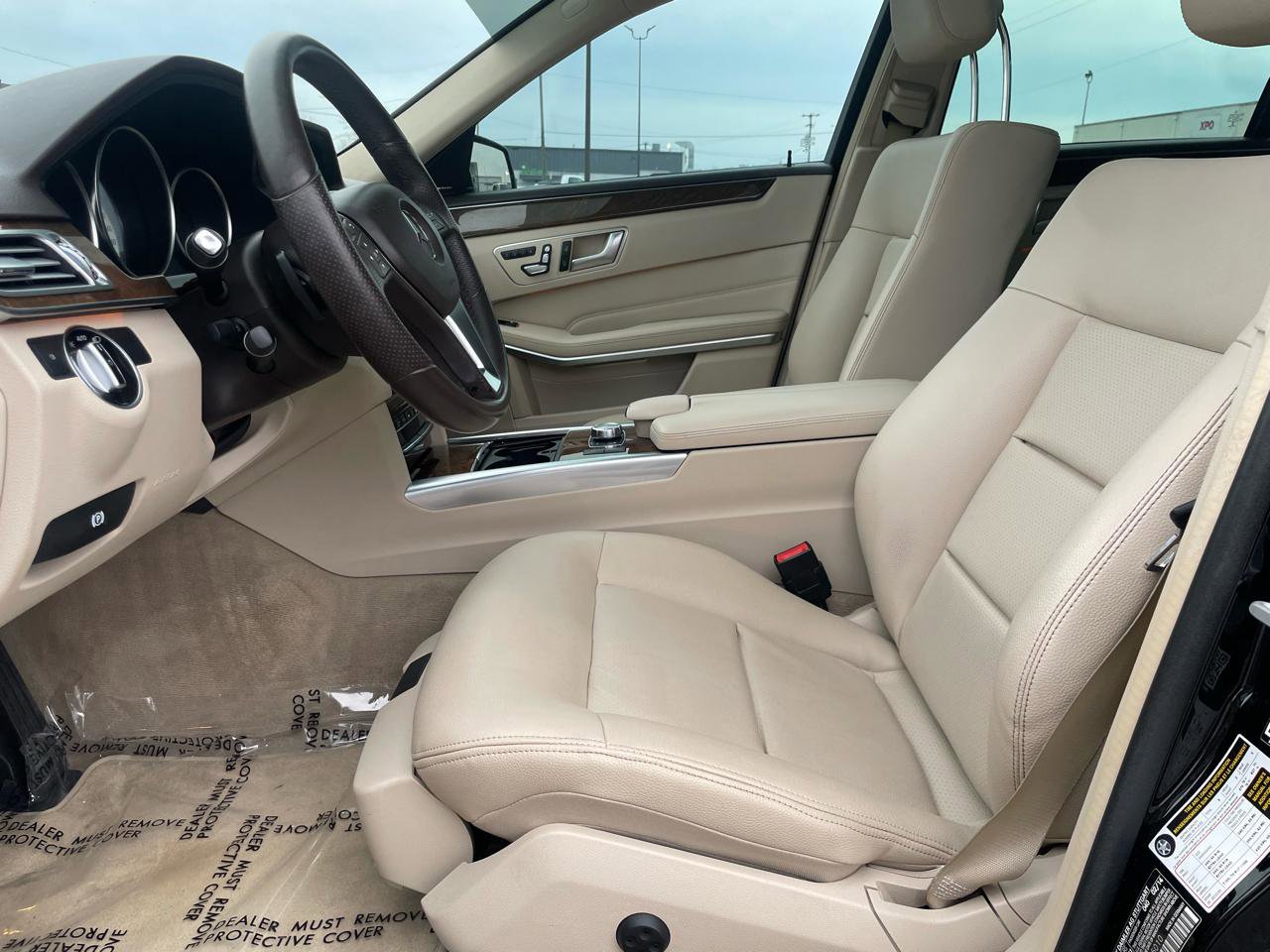 Used 2014 Mercedes-Benz E 350 Sedan image 11