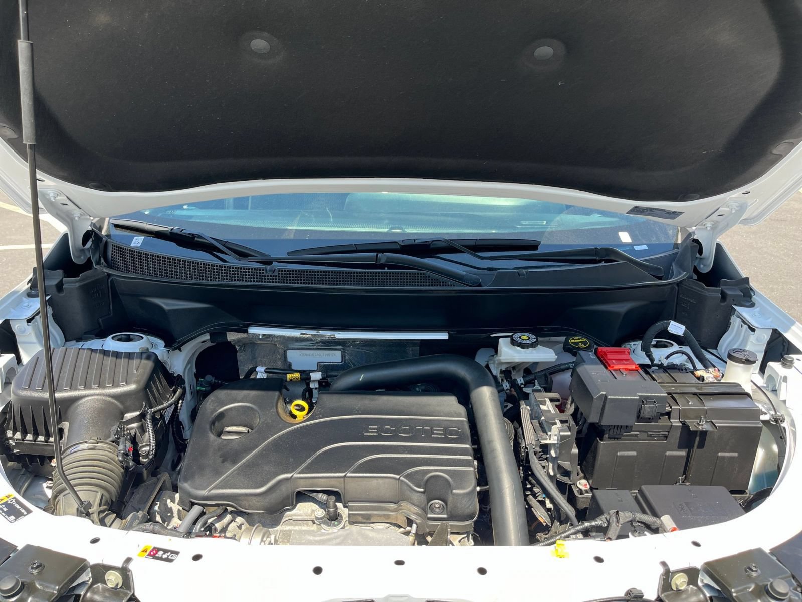 Used 2025 Chevrolet Equinox LT FWD image 37