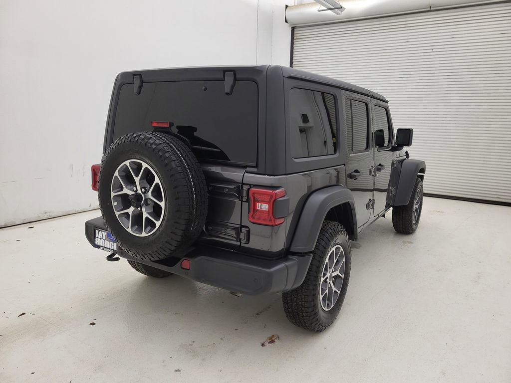 Used 2025 Jeep Wrangler Sport S image 12