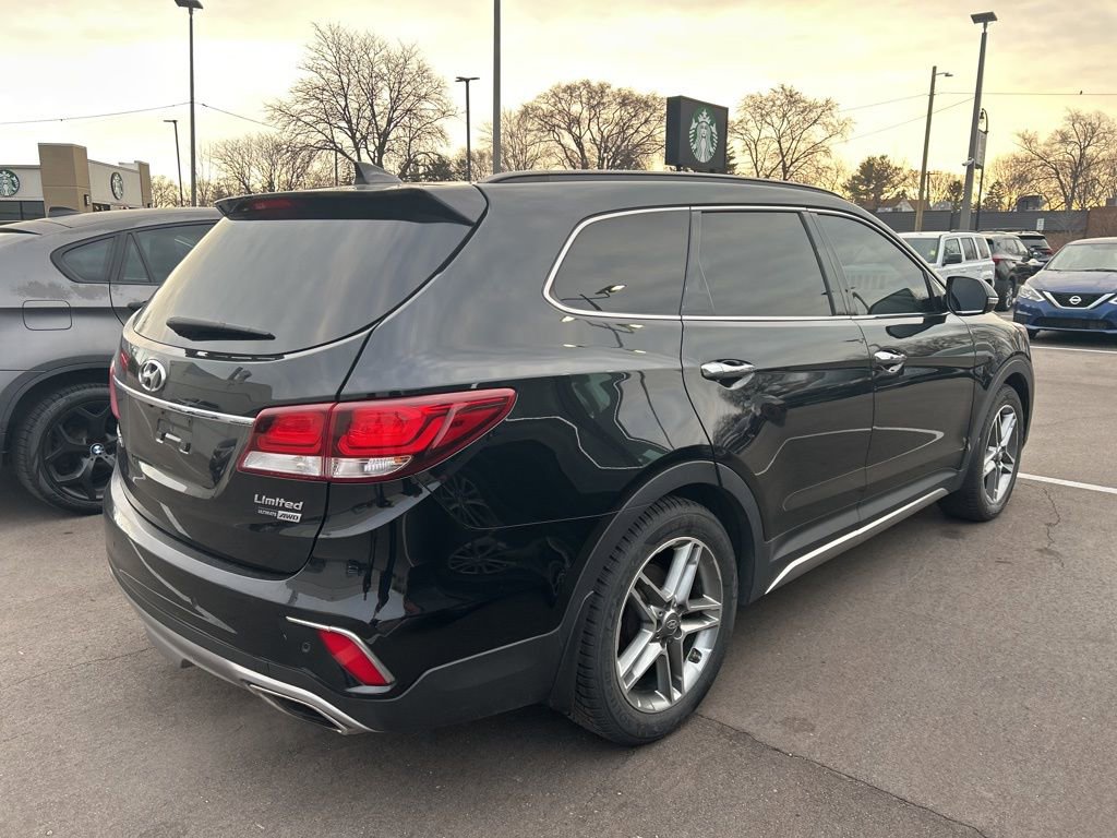 Used 2018 Hyundai Santa Fe Limited image 4
