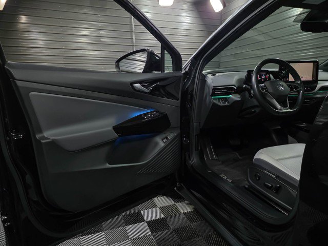 Used 2021 Volkswagen ID.4 Pro S image 33