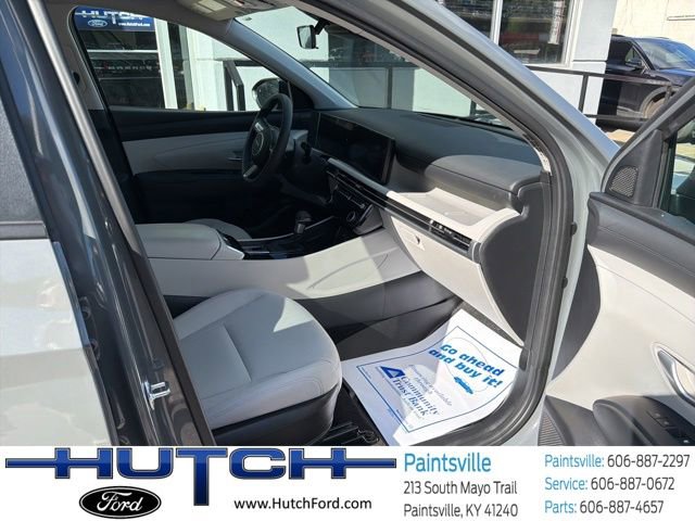 Used 2025 Hyundai Tucson SEL AWD/4WD image 17